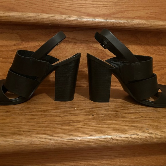Urban Outfitters Black Heels - Picture 4 of 6